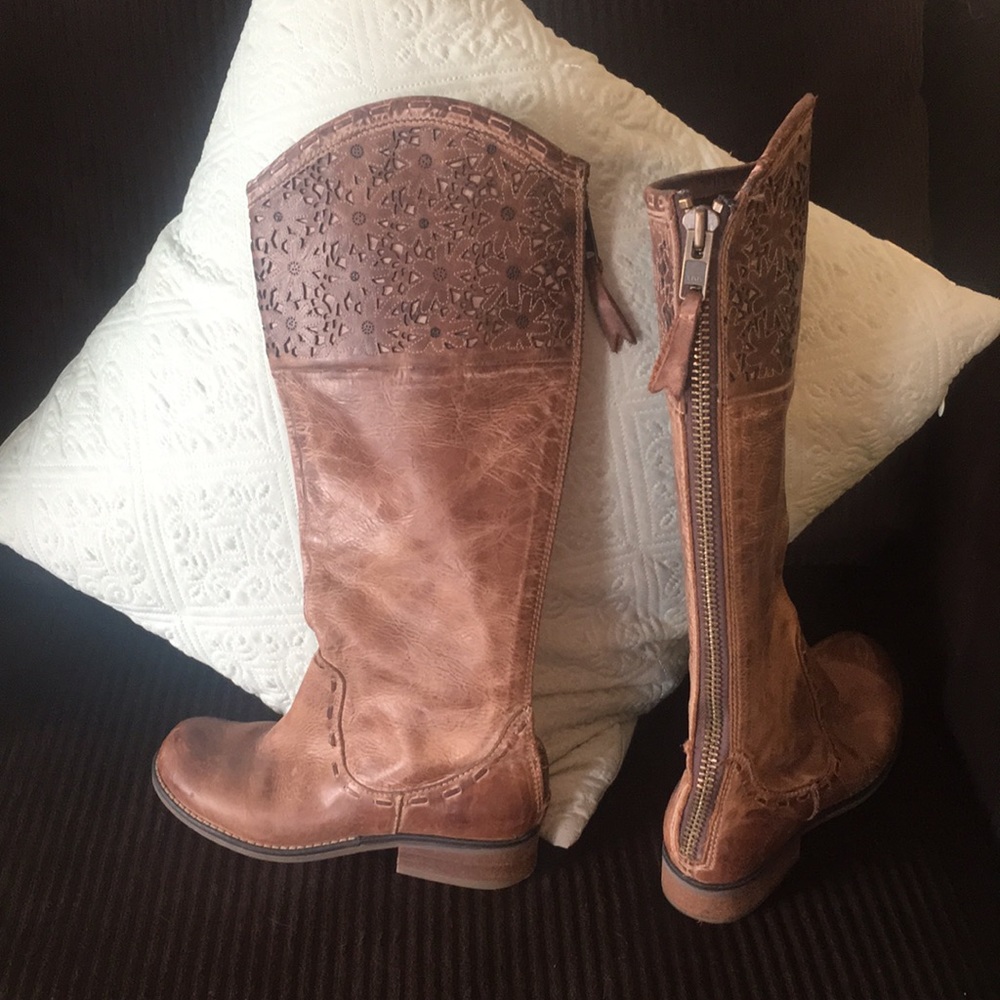 Corrals size 7 barely worn